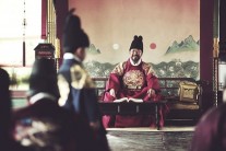 송강호·유아인 ‘사도’, 7종 스틸…단란한 한 때·비극적 결말까지 ‘눈길’