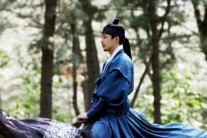 ‘밤을 걷는 선비’ 여의주, 우월한 사극 비주얼 눈도장 ‘쾅’