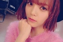 태도 논란 지민, 핑크색 옷 ‘앙큼고양이’ 변신 셀카 “많이 사랑해 쪼옥”…’시선 집중’