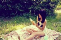 여자친구 유주, 물오른 청순미 ‘눈길’…”청초한 미모에 러블리”