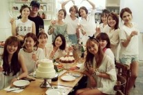 배용준 박수진 결혼식, 걸그룹 슈가 멤버 황정음-육혜승 화제…”가장 많은 축복 받는 결혼식..제부 수진이 행복하게”