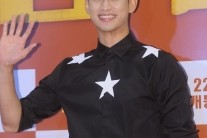 양파, 배용준-박수진 결혼식서 2부 축가 부른다…하객보니 ‘김수현· 임수정 外 누구?’