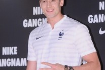줄리엔강, 모델 장성희와 열애설 부인… “장성희와 친한 오빠 동생 사이일 뿐 열애 아니야”