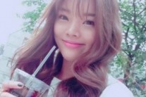 ‘줄리엔강과 열애설’ 장성희, 일상 사진 속 아메리카노 든 채 청순 미모 “일하고 왔지”