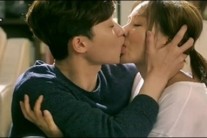 송승헌 엄정화 호흡… 격렬한 키스신 화제…“입술 잡아먹을 듯 짜릿!”