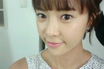 황정음 박서준 입맞춤, 황정음 일자 앞머리…‘깜찍함에 무결점 피부’ 화제