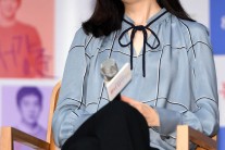 ‘뷰티 인사이드’ 한효주 왼쪽 얼굴에 자신감?