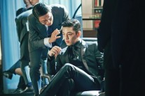 [Enter 엔터] 성수기 흥행 바통, 이번엔 ‘베테랑’에…‘평일 40만 모았다’