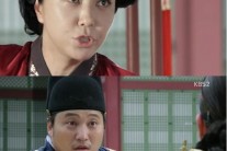 ‘붉은달’ 조미령, 악랄한 혼령 ‘오싹’