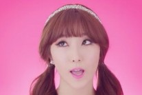 연분홍 뮤비 조회수 급상승, 도대체 어떻길래?