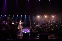 김동률 콘서트, 이적-존박 게스트 “3만 관객 티켓전쟁”