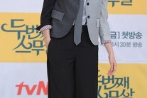 ‘두번째 스무살’ 최지우, “20살로 돌아간다면 더 격렬히 놀 것” 포즈도 ‘당당해’