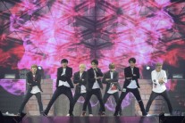 방탄소년단, 월드투어 마무리…11개월간 8만 관객 동원