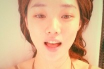 ‘치즈인더트랩’ 이성경, 민낯 사진 공개…“수수한 얼굴이 사랑스러워~”