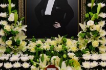 [Enter 엔터] 故 신해철 집도의, 의료 과실 부인…여전히 병원 운영 중