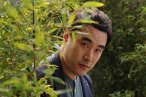 [이슈인터뷰]배성우 “첫 주연작 ‘더 폰’, 슬슬 초조하고 걱정돼”