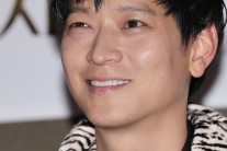 ‘검은 사제들’ 강동원 “라틴어·중국어·독일어까지…힘들었다”