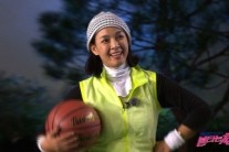 ‘불타는 청춘’박선영, 야릇한 포즈로 자유투! ‘시선 집중’…만능 스포츠 우먼 면모 보여