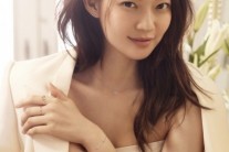 ‘오 마이 비너스’ 신민아, 원조 베이글녀를 보여주며…아찔한 쇄골 ‘자랑’