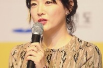 [이슈현장]이영애 “100% 사전제작, 일과 육아 병행할 수 있어”