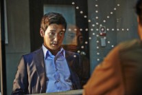 ‘내부자들’, 개봉 2주 만에 400만 돌파…‘추격자’ 흥행 기록 넘본다