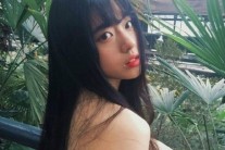 ‘여고생 한효주’ 신세휘…어깨 드러낸 청초한 사진 화제