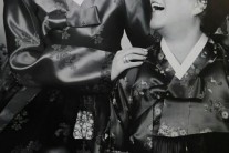 대중도 장윤정 모녀간의 진흙 싸움을 보고싶지 않다