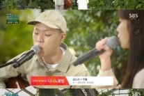 ‘가요대전’ 아이유, 오혁과 감성 듀엣…’환상의 하모니’