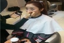 이현지, 메이크업 받는 모습도 ‘러블리 섹시’