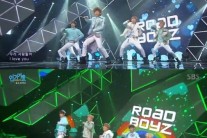 로드보이즈, ‘우리 사랑할까?’로 화려한 컴백…사랑할 수밖에 없는 ‘펑키한 퍼포먼스’