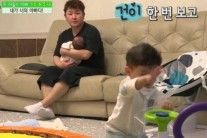 ‘오마베’허각, 보는육아·애교·먹방 등 첫방부터 화제