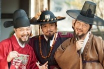 ‘동네의 영웅’ 조성하, ‘표정 살아있네’ 과거 드라마 인증샷 화제