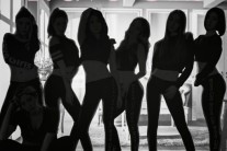 브레이브걸스 ‘변했어’ 음원차트서 실종 ‘용감한 형제 체면 구겼다’