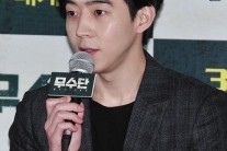 ‘무수단’ 박유환 “첫 영화에서 군인 역할 맡아 고민됐다”