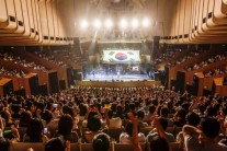 이승철, K팝 공연사를 빛내다
