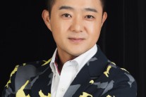 가수 진시몬, 성대 결절 이겨내고 활동 재개