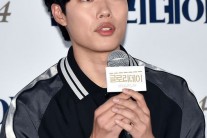 류준열에게 ‘우정’이란?…“가까울수록 잘 해 주는 것”