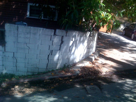 retaining-wall-disrepair-251