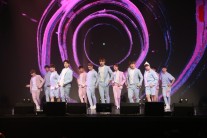 세븐틴 쇼케이스, “4시간의 기다림이 감동으로”…‘대세돌’ 입증