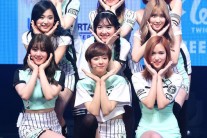 트와이스, ‘cheer up’ 1위에 “정연, 울었다”
