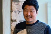 송강호, ‘제5열’ 캐스팅 확정…내년 개봉