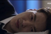 ‘굿미블’ 악역 김강우, 처연한 모습을 드러내다