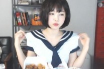 청순甲 BJ 임지금, 허리 ‘휘리릭’ 요가 포즈