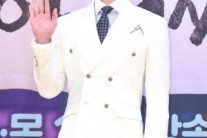 ‘무고 혐의’ 前 세입자 “비, 임대 계약서 위조” 주장
