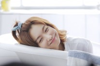 ‘십센치(10cm)’ 신곡 ‘니가 참 좋아’ 16일 공개… MV에 배우 신소율 출연