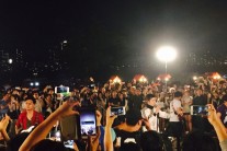 장기하와 얼굴들 여의도 야시장 깜짝 버스킹 ‘성공적’