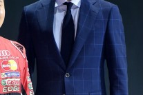 이진욱 “여성이 현관 비번 알려주며 집으로 불러”