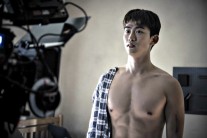 ‘싸우자귀신아’옥택연, 무심하면서도 다정한 박봉팔의 매력