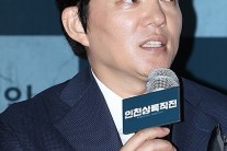 ‘인천상륙작전’ 이범수, “다을ㆍ소을 남매와 함께 보고싶다”