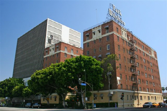 park_wilshire_apartments